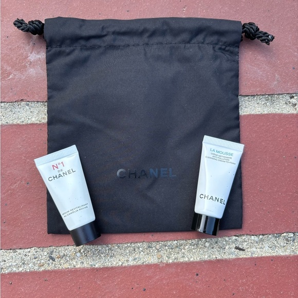 Chanel Skincare Set - No.1 and La Mousse - Picture 1 of 3